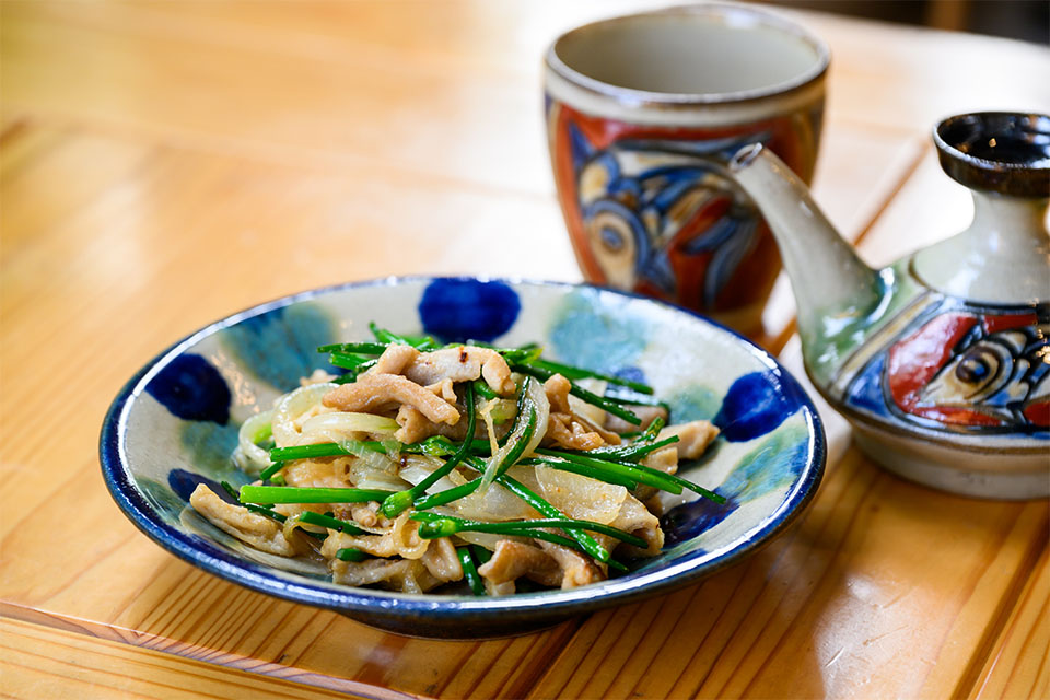 島のごちそう はなおり 沖縄の県産野菜を主役にした定番料理と新しいメニューの魅力