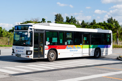 知らないと損する！レンタカーなしで沖縄旅行を楽しむ方法～バス編～