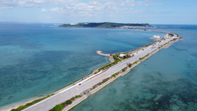 沖縄本島から車で行ける！この夏おすすめの沖縄離島7選