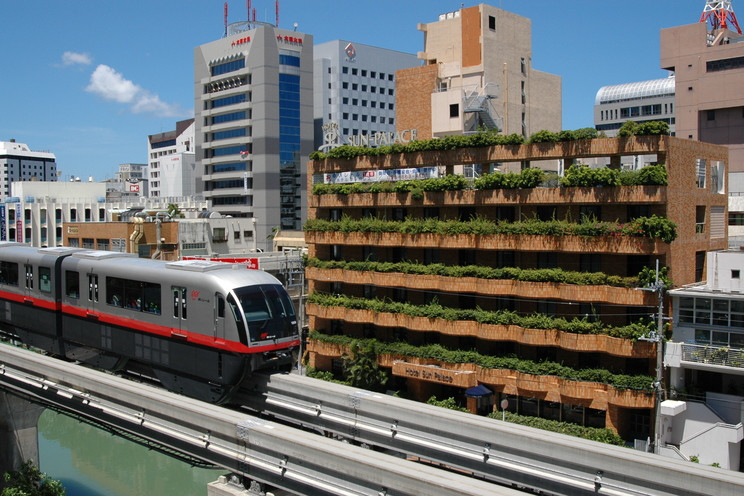 ゆいレール県庁前駅から徒歩３分。Wifi完備、自慢の朝食！ビジネスや観光にご利用ください。