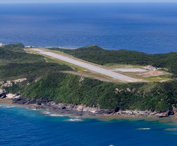 那覇空港 ⇄ 慶良間空港（座間味村）