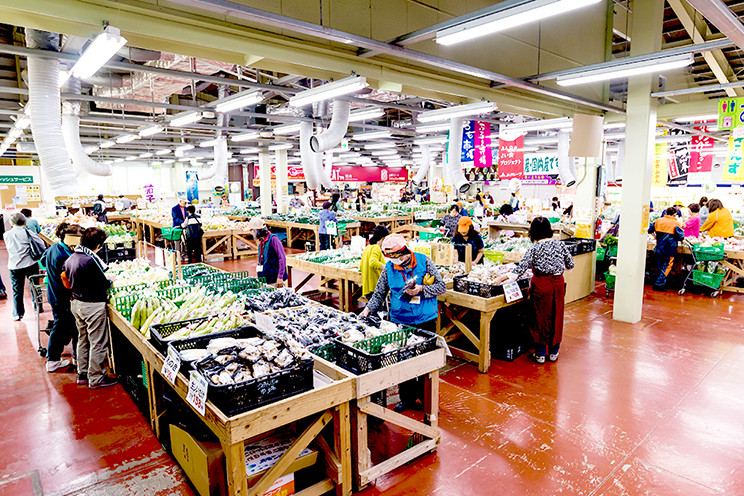 うまんちゅ市場　店内