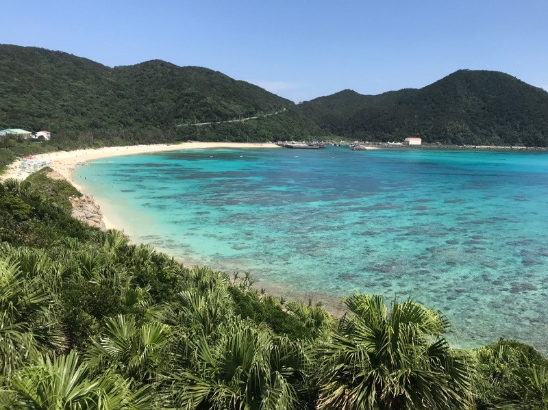 渡嘉敷島日帰りツアー