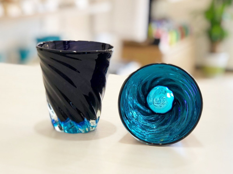 glass32 青の洞窟