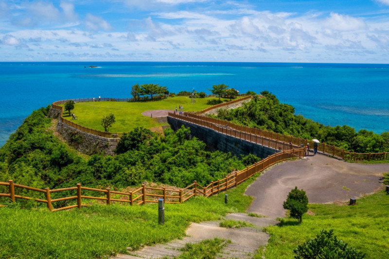 2.知念岬公園