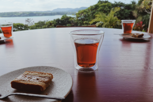 ウェルカムティーは「金川（カニガワ）紅茶」