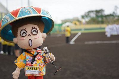 プロ野球キャンプの差入れ贈呈式に密着取材しました！